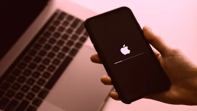 Russia-Linked Hackers Use Advanced iPhone Exploit to Target Ukrainians