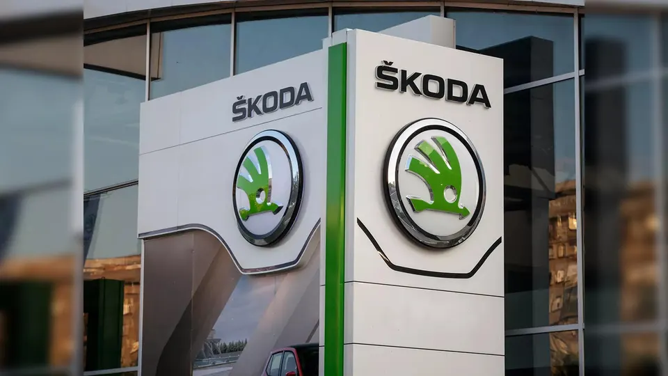 Škoda Online Shop Data Breach Exposes Customer Data and Password Hashes